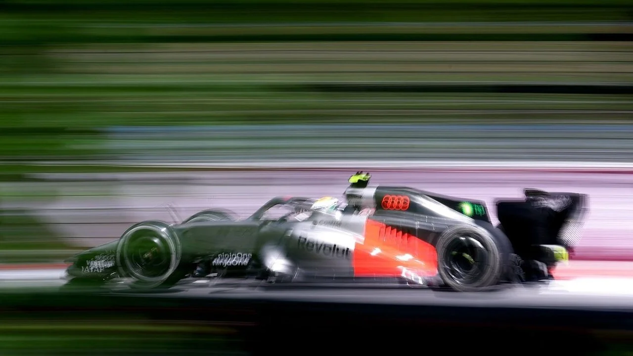 奥迪F1回应V8引擎无碍阵容伤病轮换深度解析